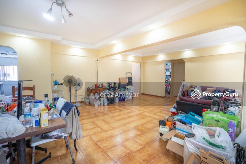 HDB Flat for Sale, 903 Tampines Avenue 4, SGD 830,000 | 99-year lease