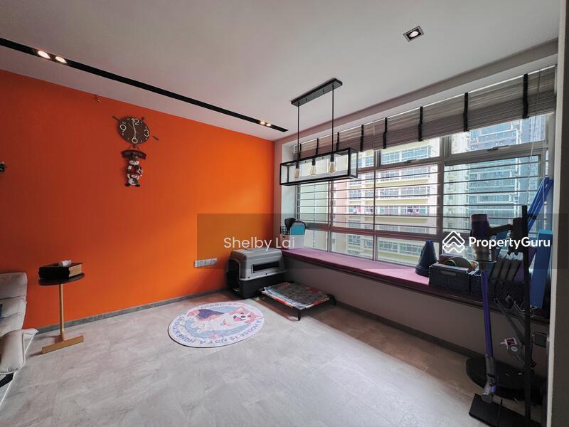 HDB Flat for Sale, 61A Strathmore Avenue, SGD 1,098,888 | 99-year lease