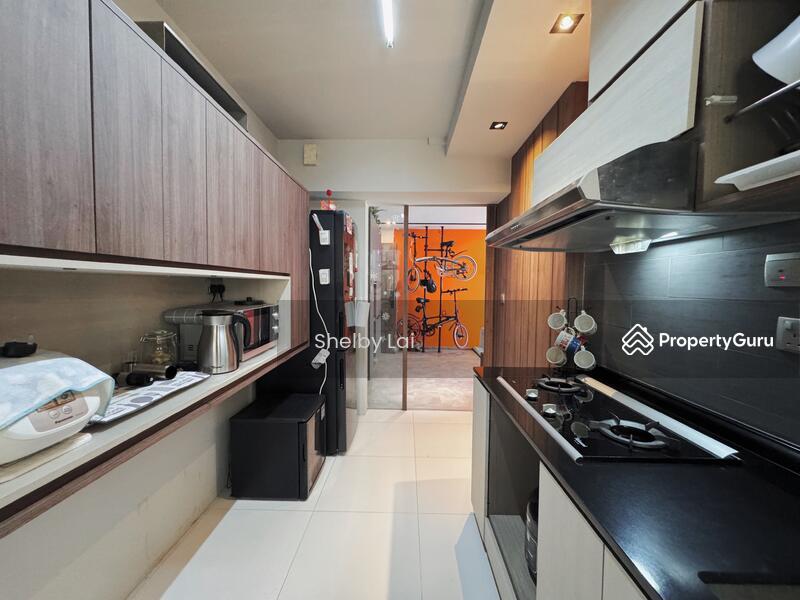HDB Flat for Sale, 61A Strathmore Avenue, SGD 1,098,888 | 99-year lease