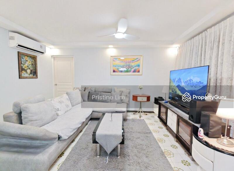 Prop-GPT: HDB Flat: D19  116 Hougang Avenue 1