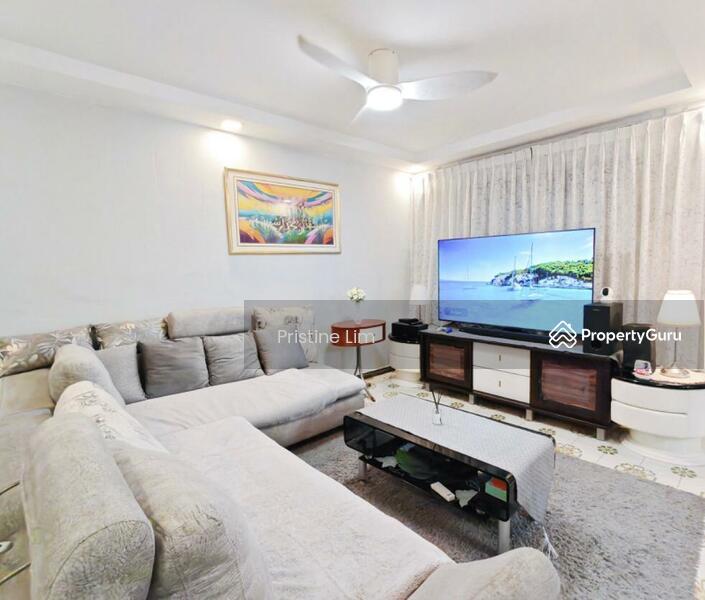 HDB Flat for Sale: D19, 530116