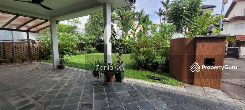 Prop-GPT: Semi-Detached: D10  Rare 3 storey semi-D 1km to Nanyang and Raffles