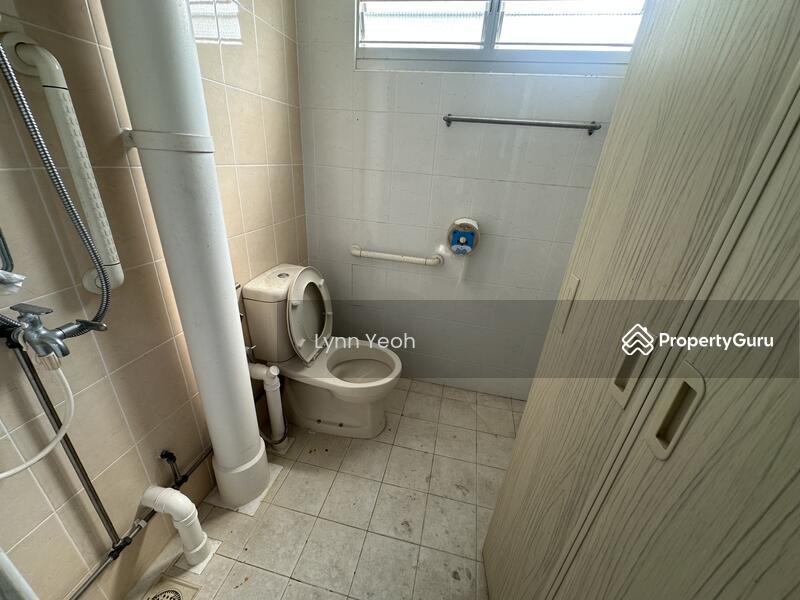 HDB Flat for Sale, 130 Bedok North Street 2, SGD 560,000 | 99-year lease