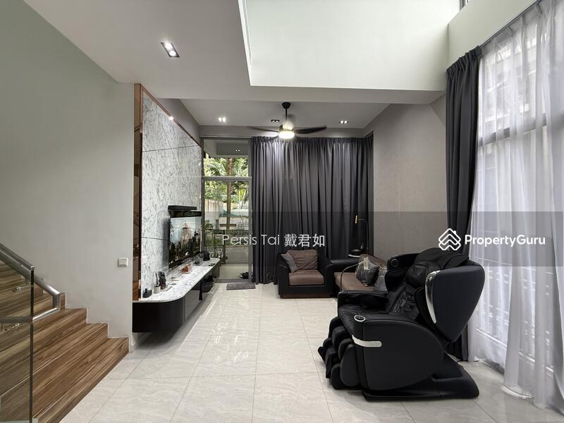 Prop-GPT: Condominium - Cluster House: D28 Seletar High Park Residences