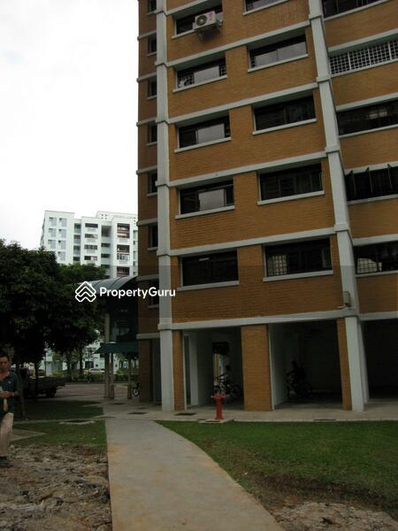 HDB Flat for Sale, 176 Lompang Road, SGD 690,000 | 99-year lease