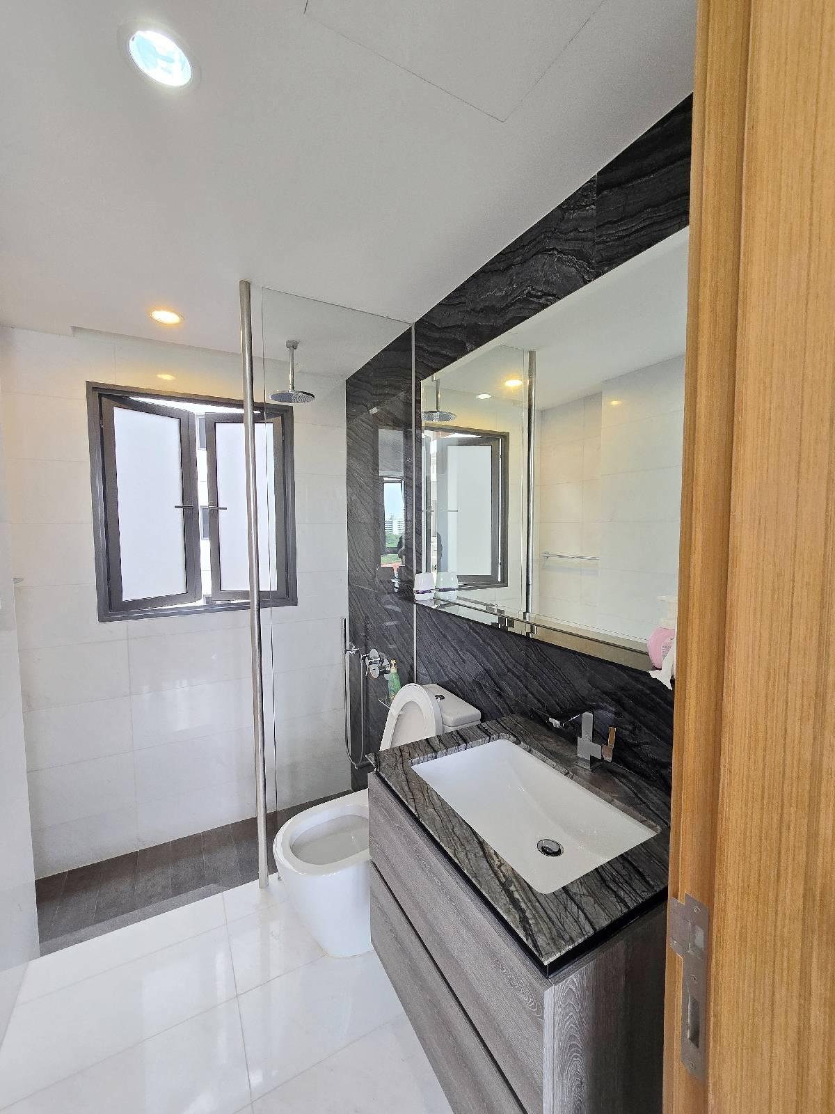 Condominium for Sale, Waterfront Isle Condominium For Sale, $1,550,000, 2 Bed 2 Bath 915 sqft $1,694.00 psf, SGD 1,550,000 | 99-year Leasehold