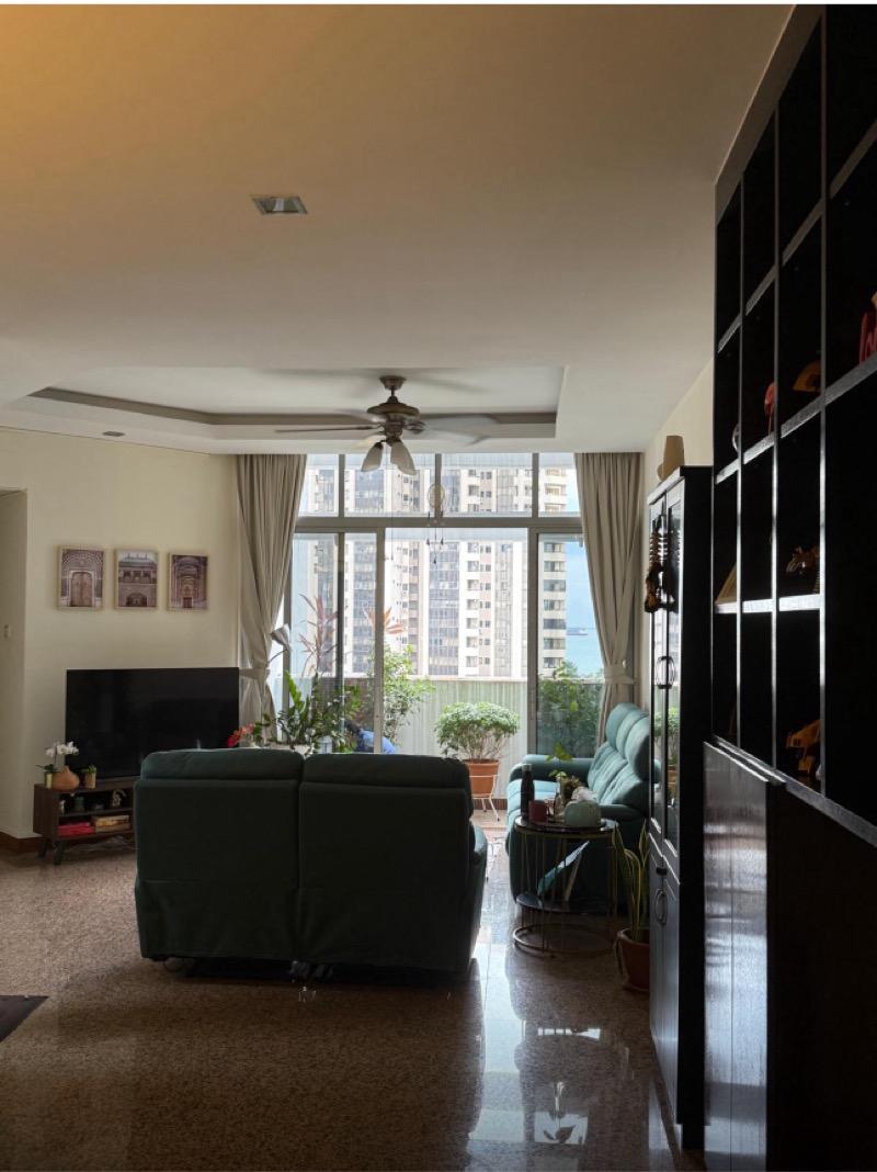 Condominium for Sale, The Bayshore Condominium For Sale, $2,580,000, 4 Bed 3 Bath 1,432 sqft $1,802.00 psf, SGD 2,580,000 | 99-year Leasehold