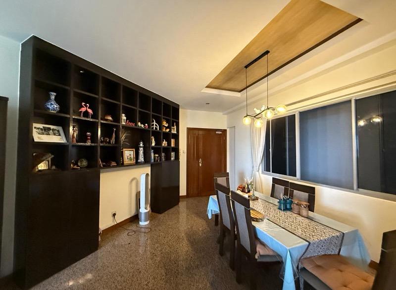Condominium for Sale, The Bayshore Condominium For Sale, $2,580,000, 4 Bed 3 Bath 1,432 sqft $1,802.00 psf, SGD 2,580,000 | 99-year Leasehold