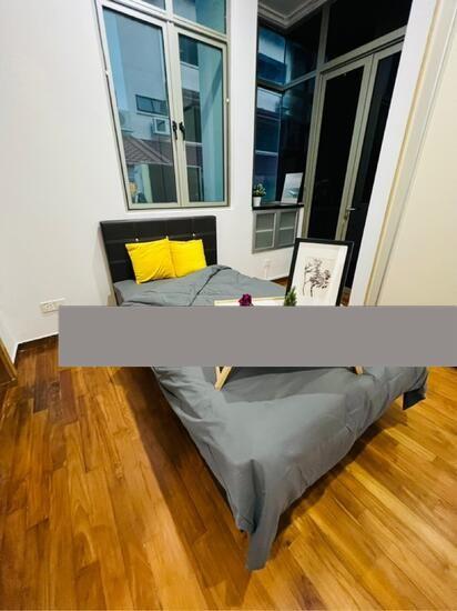 Condominium for Sale, The Calypso Condominium For Sale, $2,500,000, 6 Bed 3 Bath 1,119 sqft $2,234.00 psf, SGD 2,500,000 | Freehold