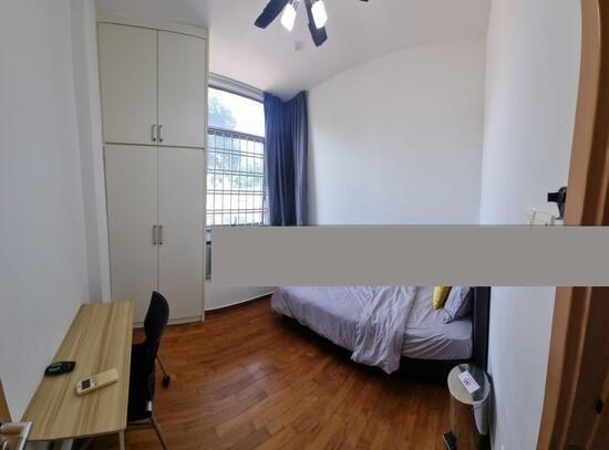 Condominium for Sale, The Calypso Condominium For Sale, $2,500,000, 6 Bed 3 Bath 1,119 sqft $2,234.00 psf, SGD 2,500,000 | Freehold