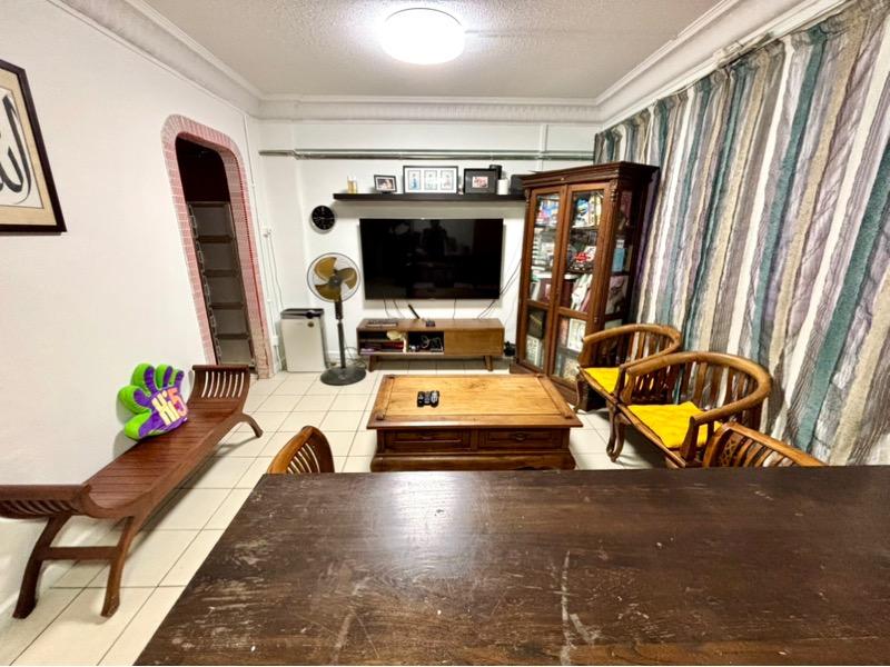 Prop-GPT: HDB Apartment: D23  217 Petir Road