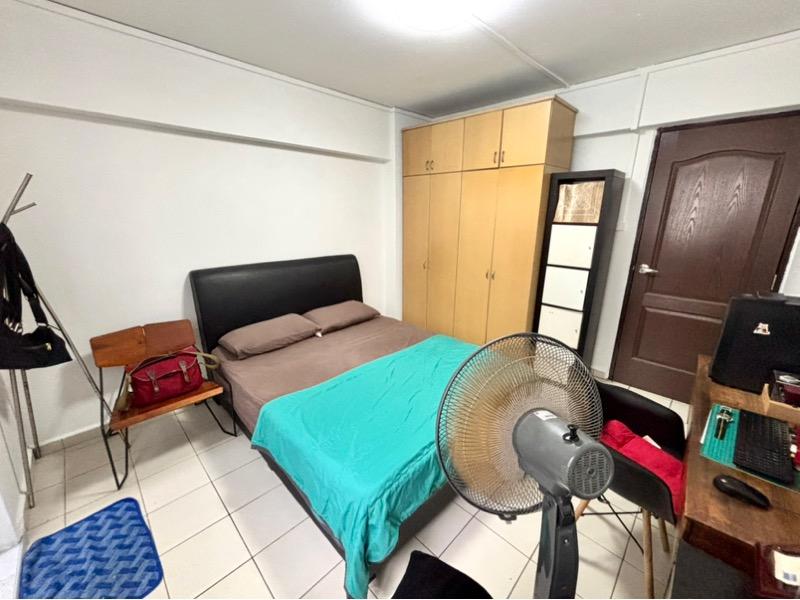 HDB Apartment for Sale, 217 Petir Road HDB Apartment For Sale, $485,000, 3 Bed 2 Bath 904 sqft $537.00 psf, SGD 485,000 | 99-year Leasehold