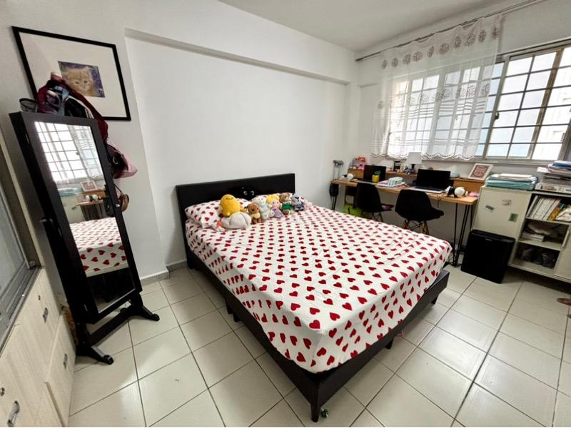 HDB Apartment for Sale, 217 Petir Road HDB Apartment For Sale, $485,000, 3 Bed 2 Bath 904 sqft $537.00 psf, SGD 485,000 | 99-year Leasehold