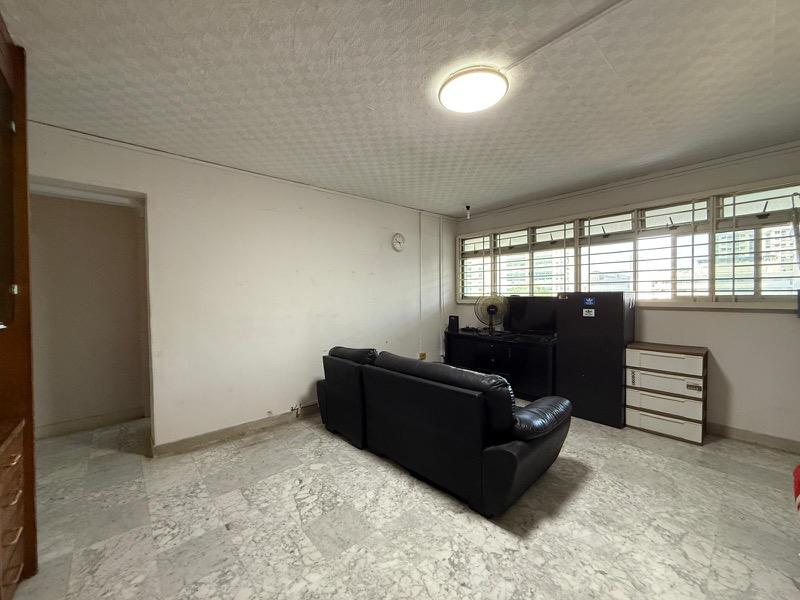 Prop-GPT: HDB Apartment: D15 Marine Parade 45 Marine Crescent