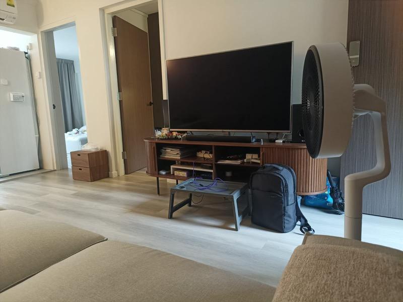 HDB Apartment for Sale, 101 Commonwealth Crescent HDB Apartment For Sale, $400,000, 2 Bed 1 Bath 581 sqft $688.00 psf, SGD 400,000 | 99-year Leasehold