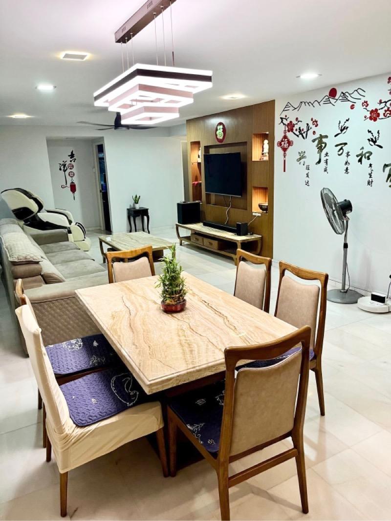 663 Jalan Damai HDB Apartment For Sale, $1,100,000, 4 Bed 2 Bath 1,528 sqft $720.00 psf