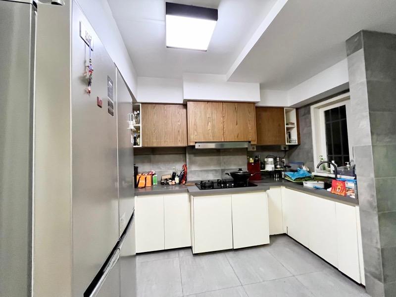 663 Jalan Damai HDB Apartment For Sale, $1,100,000, 4 Bed 2 Bath 1,528 sqft $720.00 psf