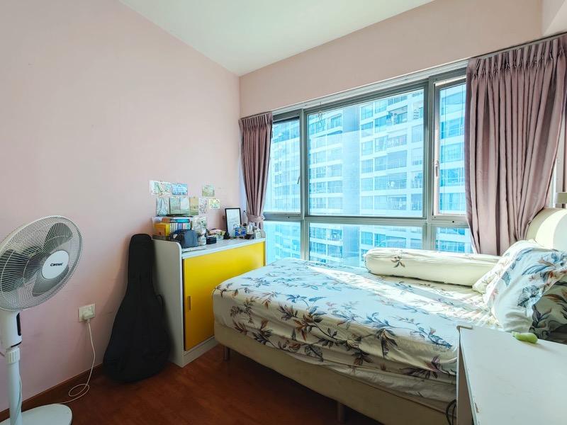 HDB Apartment for Sale, 519C Tampines Central 8 HDB Apartment For Sale, $910,000, 3 Bed 2 Bath 904 sqft $1,007.00 psf, SGD 910,000 | 99-year Leasehold