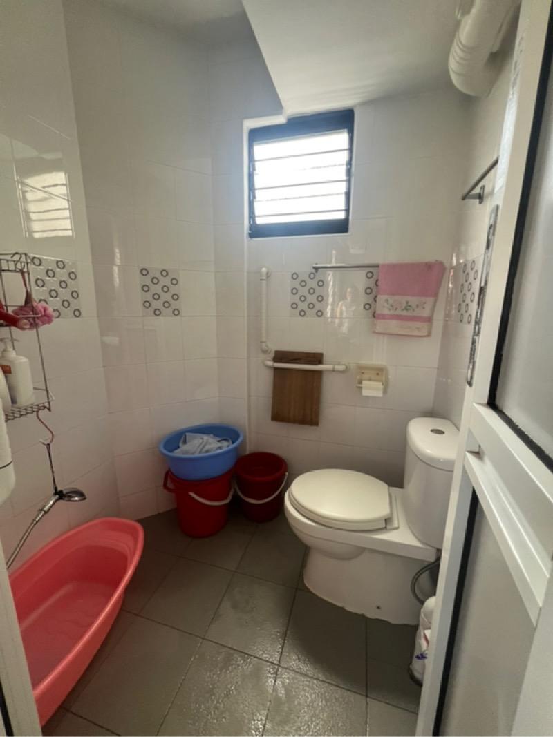 HDB Apartment for Sale, 251 Jurong East Street 24 HDB Apartment For Sale, $518,000, 3 Bed 2 Bath 86 sqft $6,023.00 psf, SGD 518,000 | 99-year Leasehold