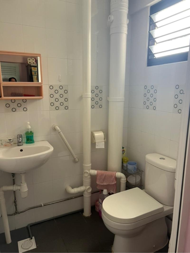 HDB Apartment for Sale, 251 Jurong East Street 24 HDB Apartment For Sale, $518,000, 3 Bed 2 Bath 86 sqft $6,023.00 psf, SGD 518,000 | 99-year Leasehold
