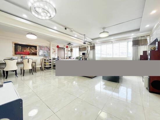 Prop-GPT: HDB Apartment: D27 Yishun 757 Yishun Street 72