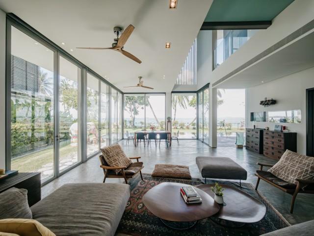 Bungalow for Sale, Sentosa Cove Bungalow House For Sale, $16,000,000, 6 Bed 4 Bath 5,268 sqft $2,093.00 psf, SGD 16,000,000 | 99-year Leasehold