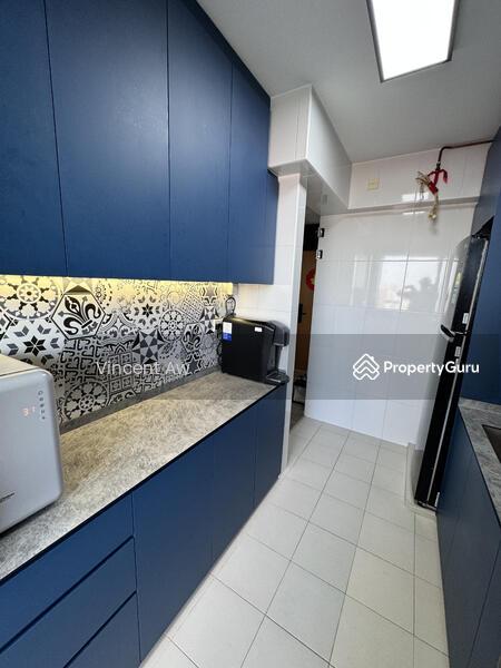 HDB Flat for Sale, 95B Henderson Road, SGD 818,000 | 99-year lease
