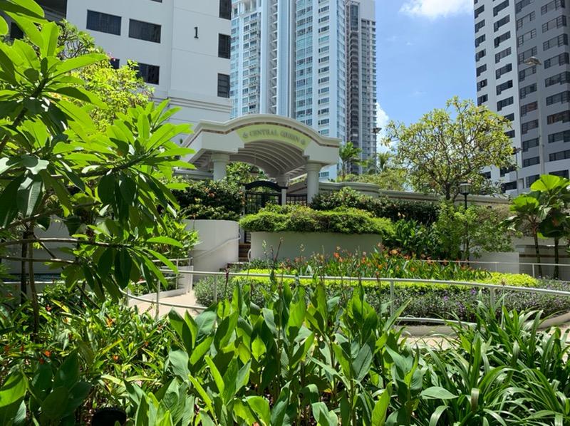 Central Green Condominium For Sale, $2,420,000, 3 Bed 3 Bath 1,292 sqft $1,873.00 psf