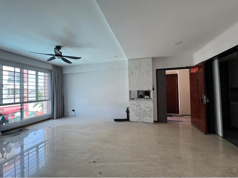 Prop-GPT: Condominium: D19  Casa Rosa