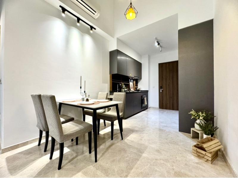 Daintree Residence Condominium For Sale, $1,450,000, 2 Bed 2 Bath 715 sqft $2,028.00 psf