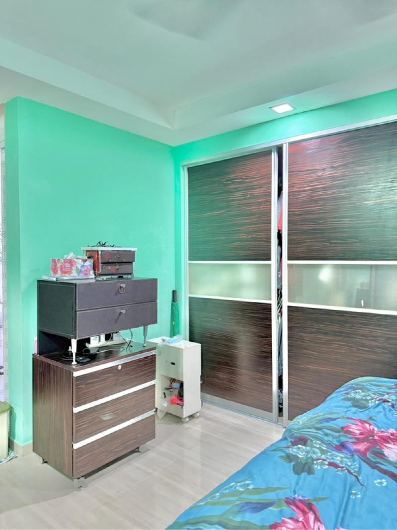 HDB Apartment for Sale: Yishun, D27, 760796