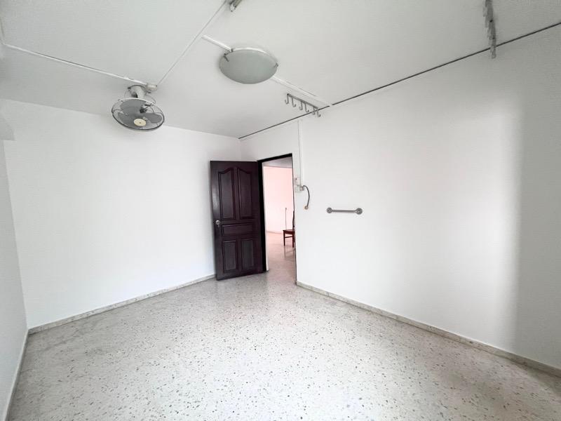 HDB Apartment for Sale: Boon Lay, D22, 640490