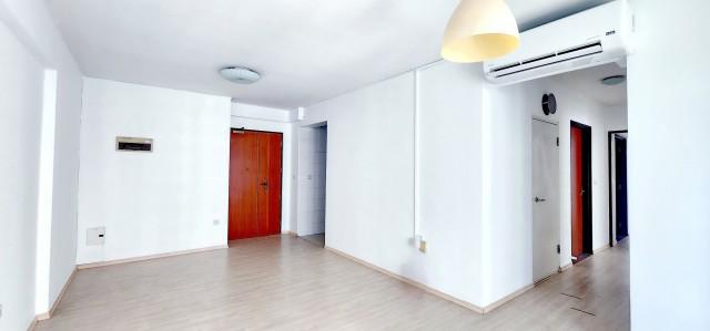 22 Ghim Moh Link HDB Apartment For Sale, $949,000, 3 Bed 2 Bath 990 sqft $959.00 psf