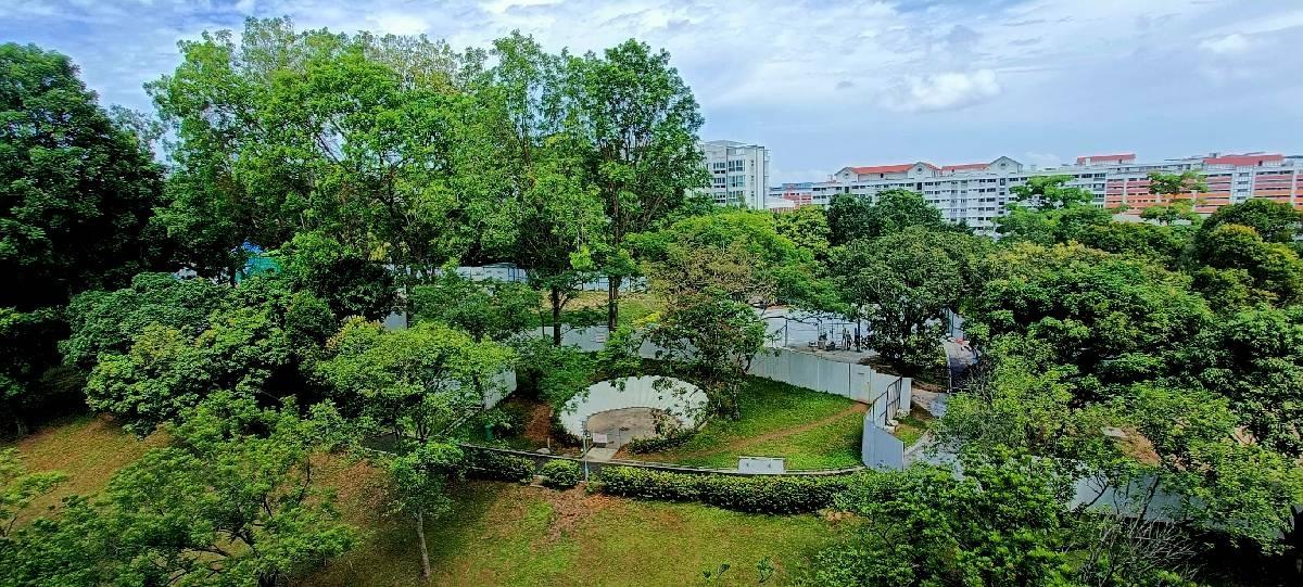 460 Pasir Ris Drive 4 HDB Apartment For Sale, $940,000, 4 Bed 2 Bath 1,550 sqft $606.00 psf