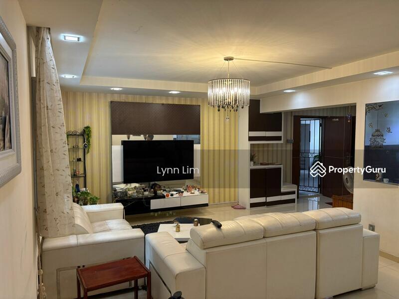 HDB Flat for Sale, 175 Lompang Road, SGD 780,000 | 99-year lease