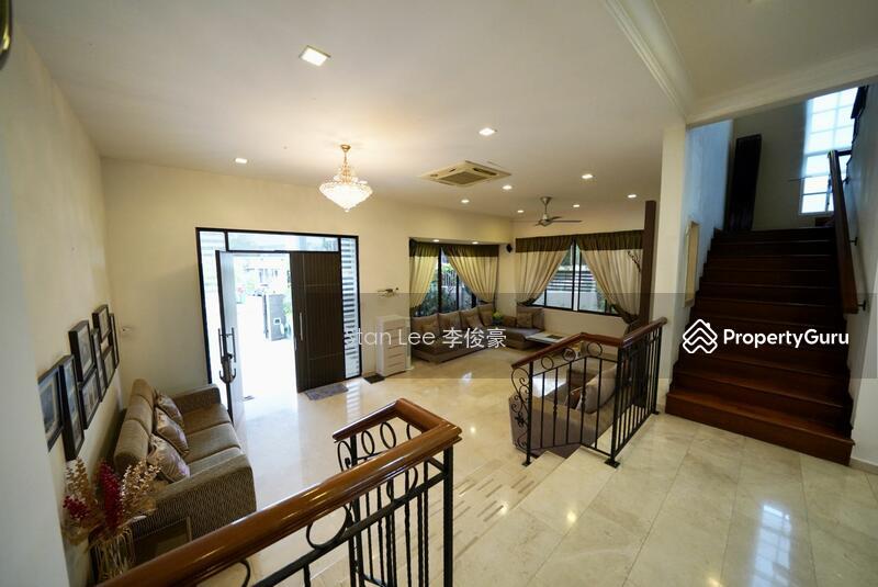 Prop-GPT: Semi-Detached: D14  Kembangan Estate Semi-D Near MRT, St Stephen's & Opera Estate Pri