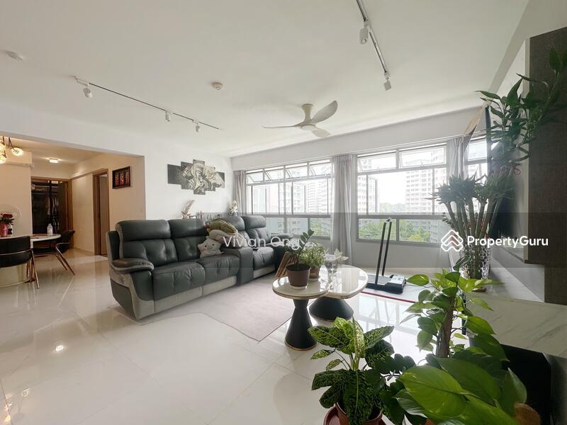 Prop-GPT: HDB Flat: D27  101A Canberra Street