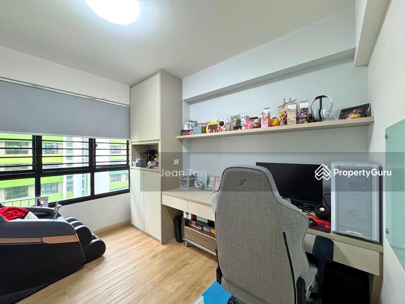 HDB Flat for Sale, 601C Tampines Avenue 9, SGD 750,000 | 99-year lease