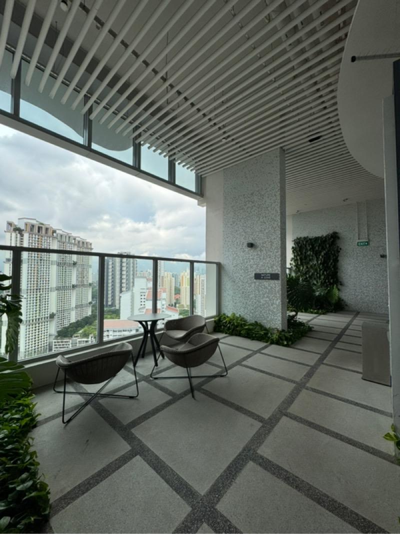 Condominium for Sale, Queens Peak Condominium For Sale, $1,180,000, 2 Bed 1 Bath 495 sqft $2,384.00 psf, SGD 1,180,000 | 99-year Leasehold