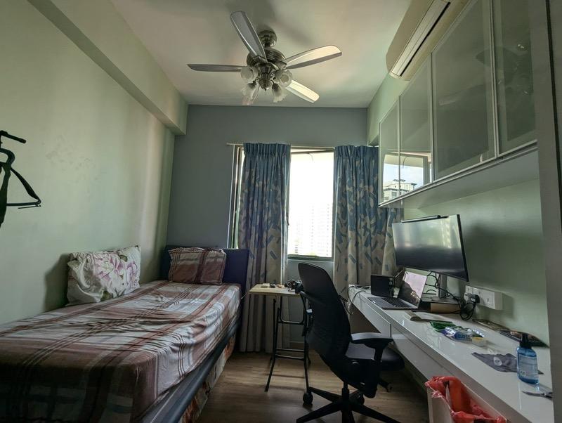Condominium for Sale, Palm Gardens Condominium For Sale, $1,299,999, 3 Bed 3 Bath 1,216 sqft $1,069.00 psf, SGD 1,299,999 | 99-year Leasehold