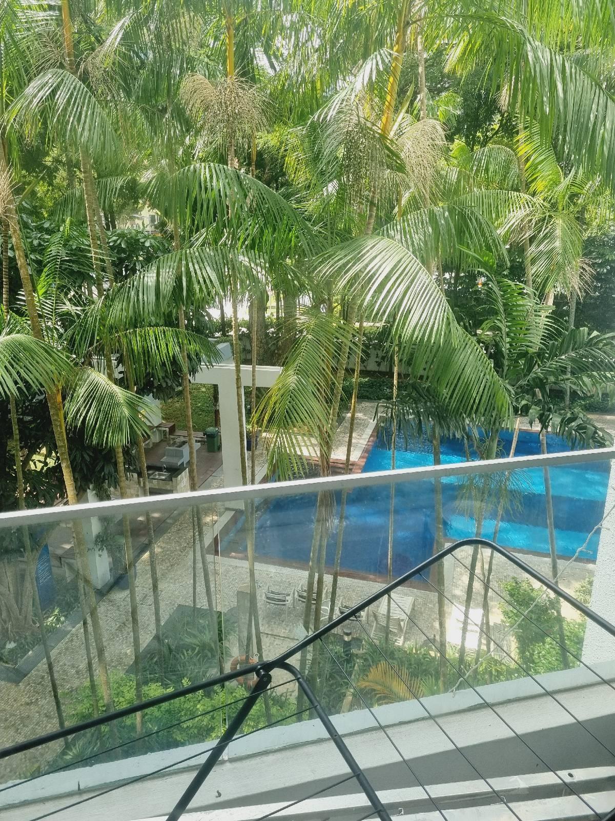 Kerrisdale Condominium For Sale, $1,950,000, 3 Bed 3 Bath 1,270 sqft $1,535.00 psf