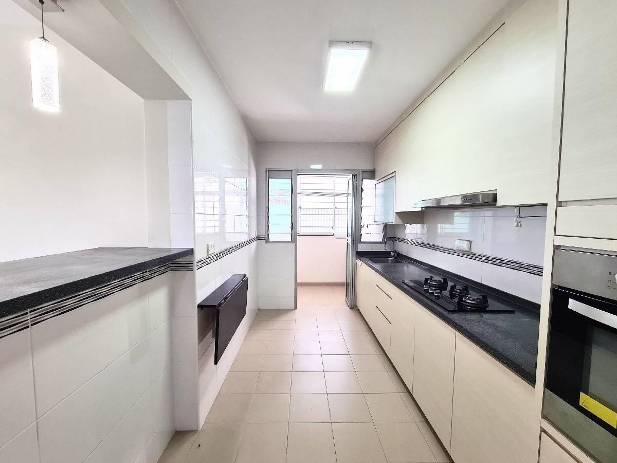91A Telok Blangah Street 31 HDB Apartment For Sale, $920,000, 3 Bed 2 Bath 1,001 sqft $919.00 psf