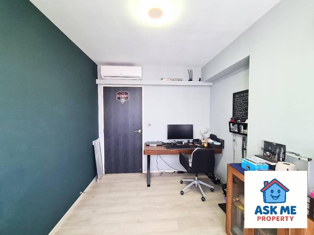 HDB Apartment for Sale, 130A Lorong 1 Toa Payoh HDB Apartment For Sale, $1,185,000, 3 Bed 2 Bath 1,001 sqft $1,184.00 psf, SGD 1,185,000 | 99-year Leasehold
