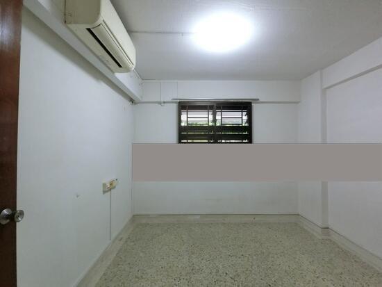 HDB Apartment for Sale, 4 Marine Terrace HDB Apartment For Sale, $460,000, 2 Bed 1 Bath 700 sqft $657.00 psf, SGD 460,000 | 99-year Leasehold