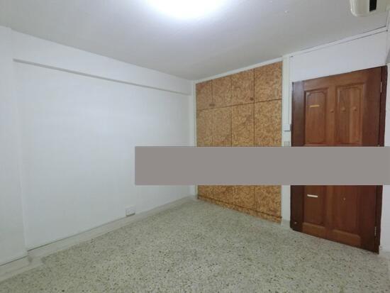HDB Apartment for Sale, 4 Marine Terrace HDB Apartment For Sale, $460,000, 2 Bed 1 Bath 700 sqft $657.00 psf, SGD 460,000 | 99-year Leasehold