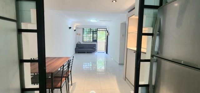 HDB Apartment for Sale, 55 Lorong 5 Toa Payoh HDB Apartment For Sale, $355,0001 Bath 732 sqft $485.00 psf, SGD 355,000 | 99-year Leasehold