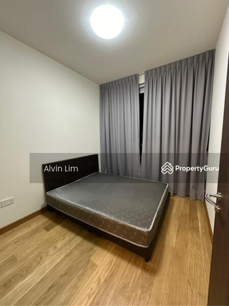 Condominium for Sale, Park Place Residences, SGD 1,100,000 | 99-year lease