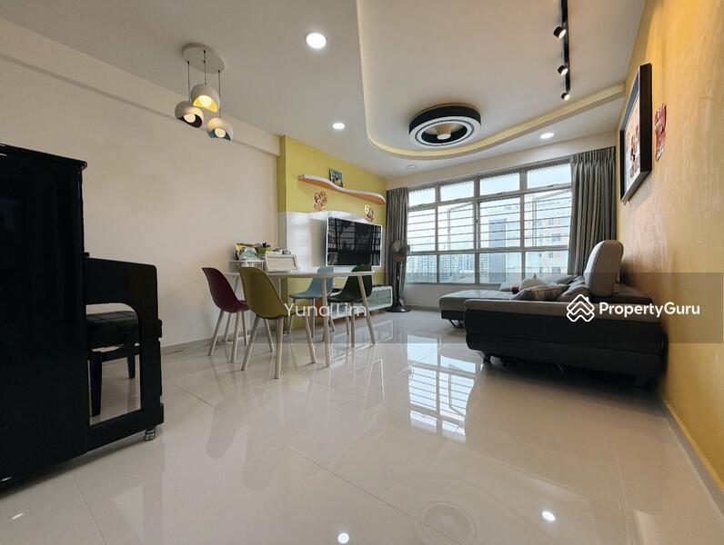 Prop-GPT: HDB Flat: D19  332A Anchorvale Link