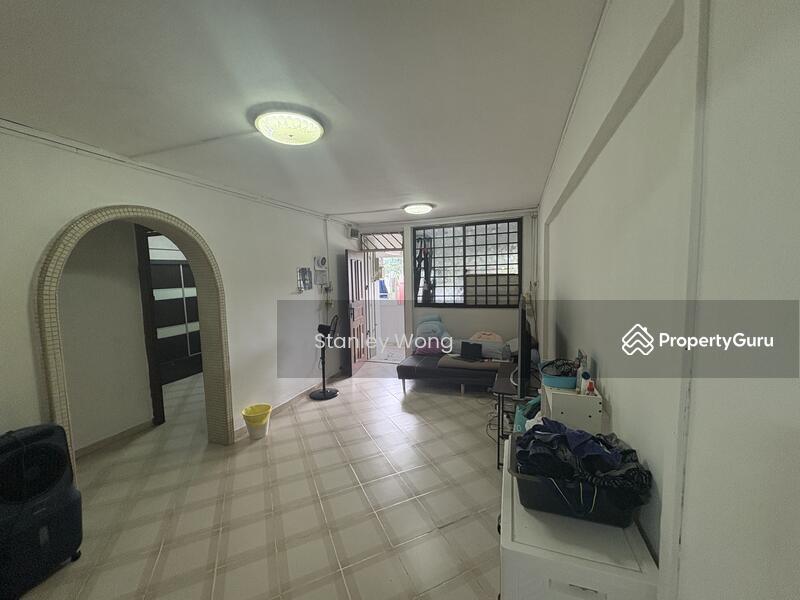 HDB Flat for Sale, 774 Yishun Avenue 3, SGD 419,999 | 99-year lease