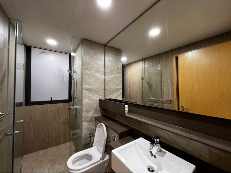 THE JOVELL Condominium For Sale, $1,300,000, 3 Bed 2 Bath 904 sqft $1,438.00 psf